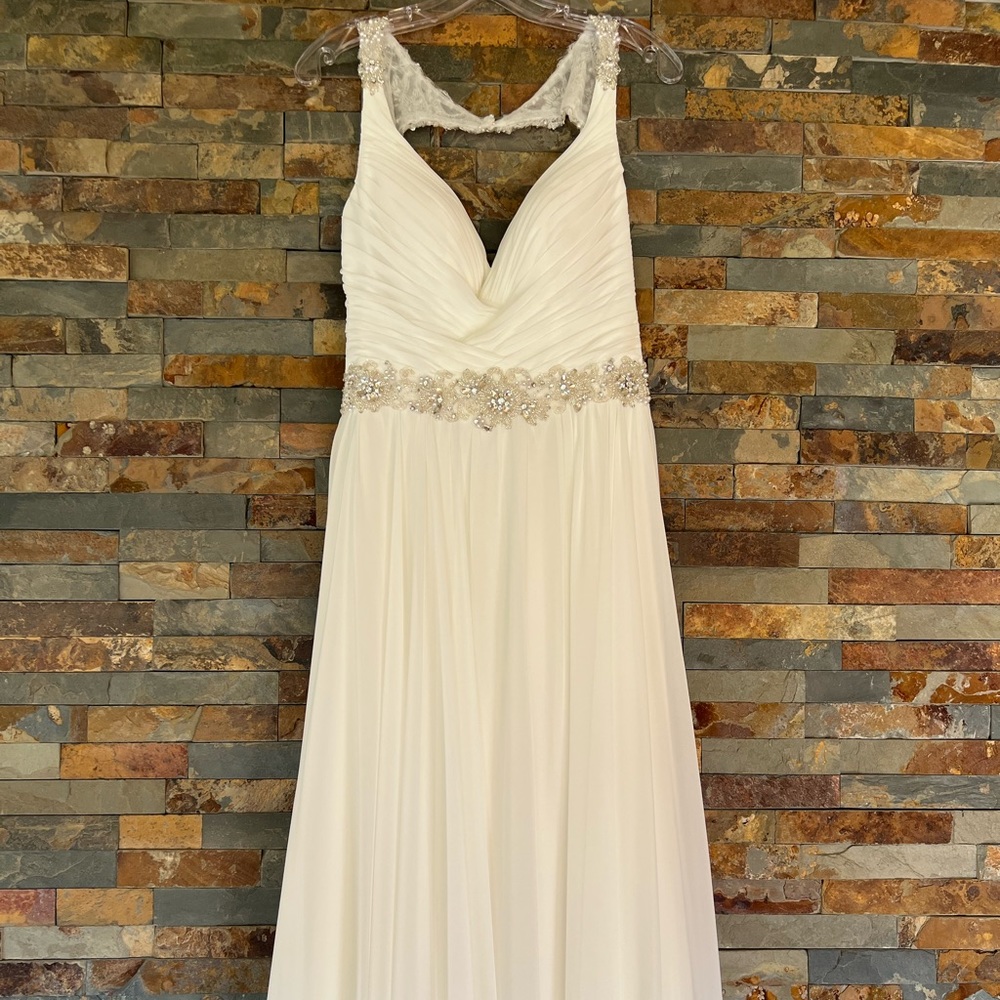 Stella York Gown ~ Size 10 ~ Style 6018 ~ NEW, Never Worn w/ Tags